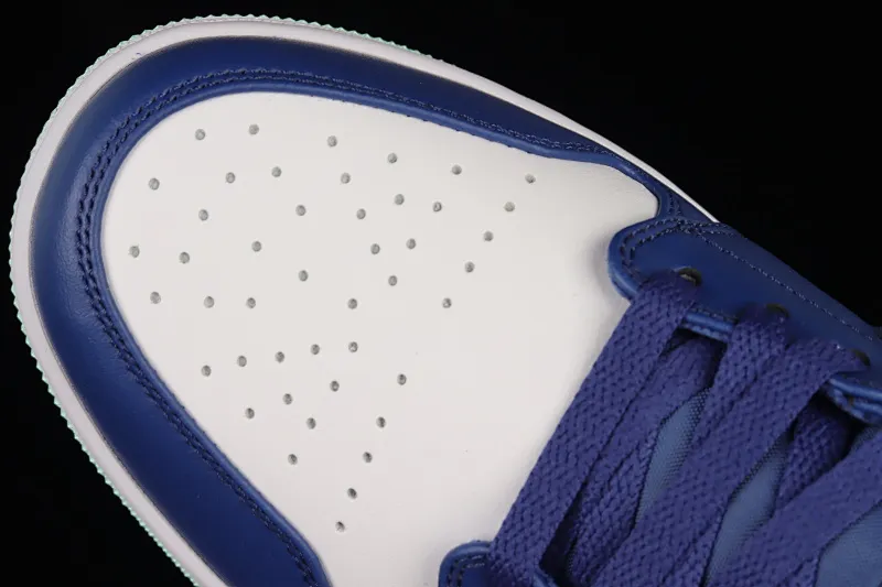 All categories Air Jordan Jordan series basketball shoes Air Jordan 1 Mid Air Jordan AJ1 Mid AJ1 Joe 1 blue white green mid-top basketball shoes 554724-413